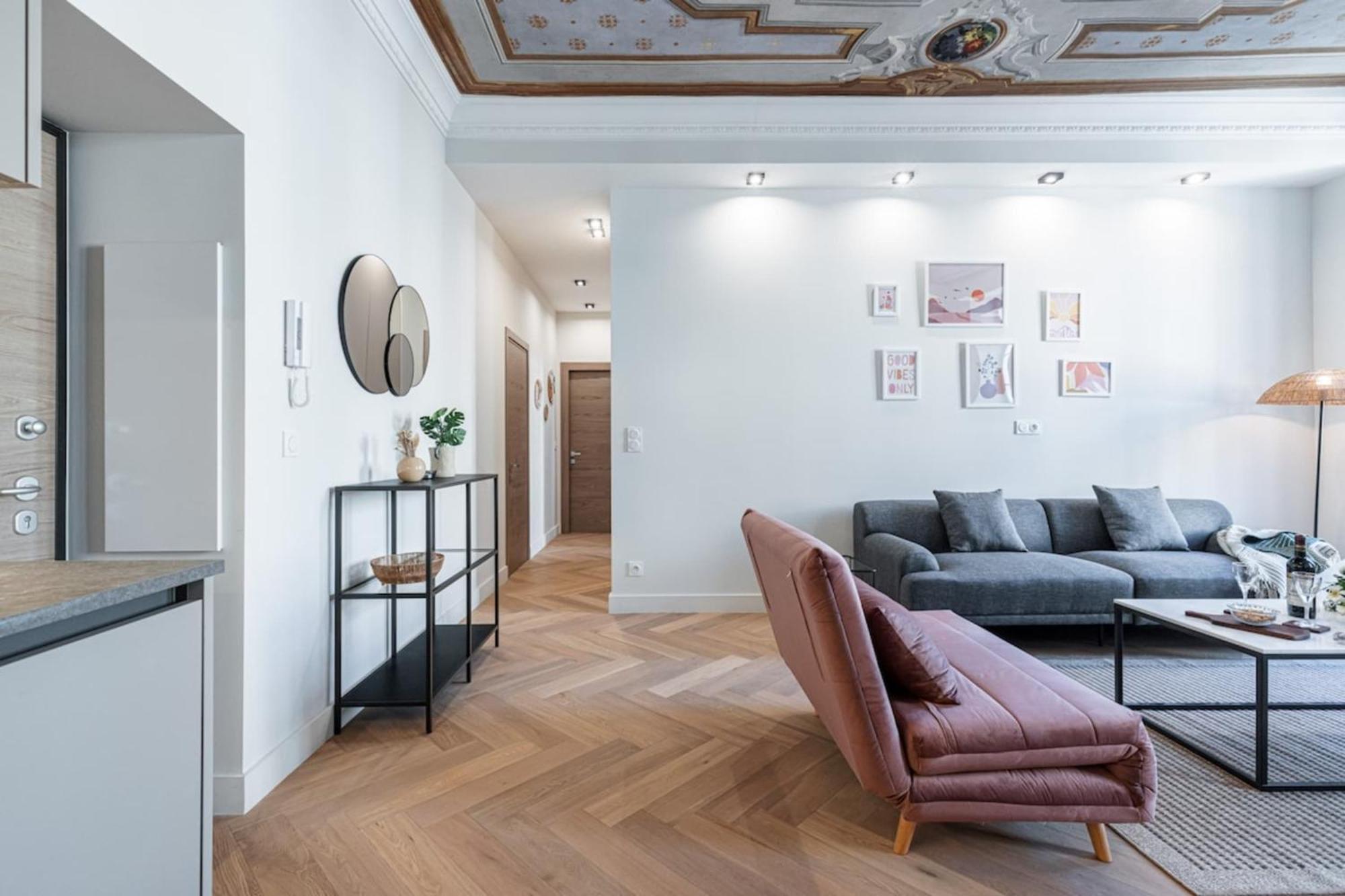 Philibert - Traditional Apart With Historical Fresco 니스 외부 사진